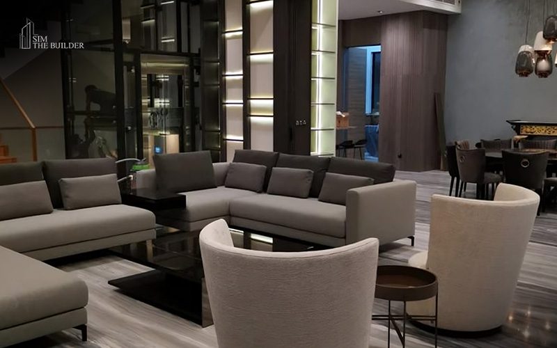Landed property design in Singapore with spacious open-plan living and dining area